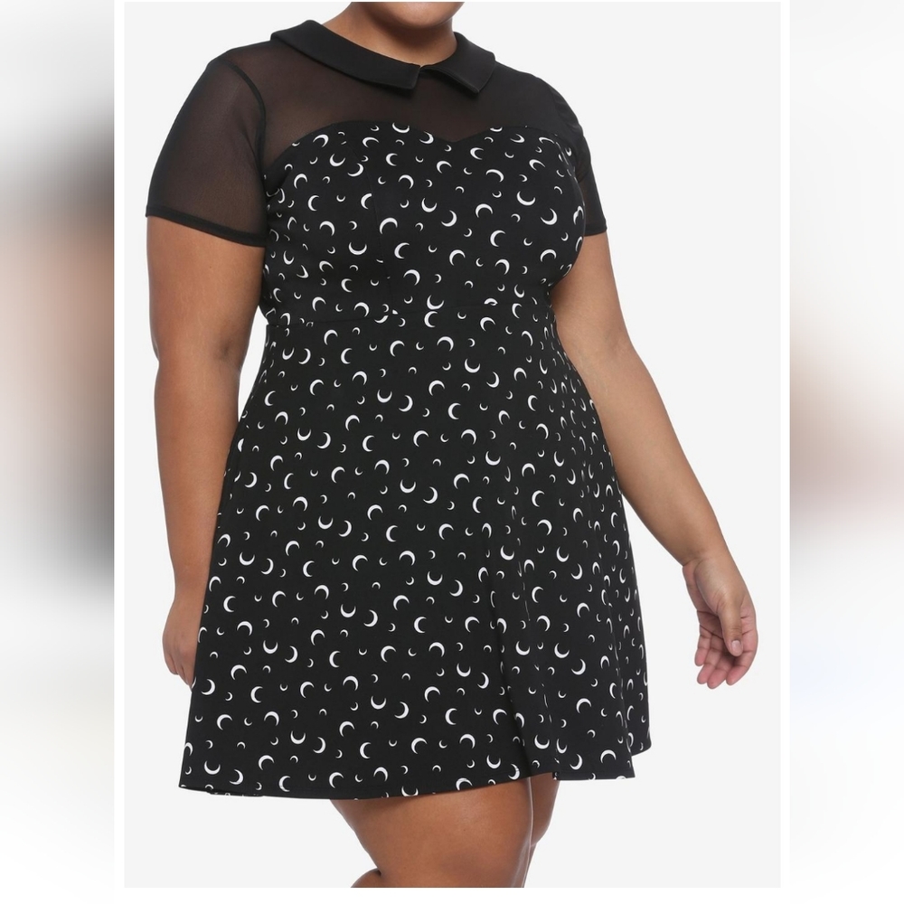 Hot Topic Black Crescent Dress